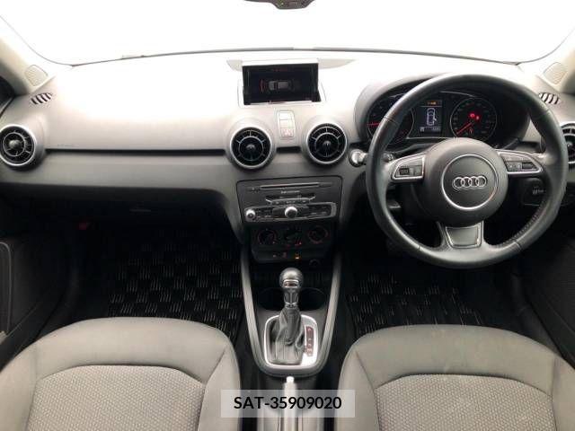 Audi A1 2015-06 381643-1