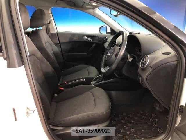Audi A1 2015-06 381643-8