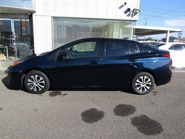Toyota PRIUS 2021-08 24136-4
