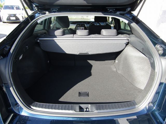 Toyota PRIUS 2021-08 24136-6