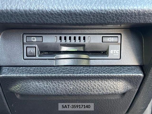 Toyota VOXY 2018-05 340309-18