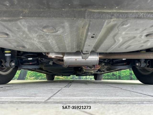 Toyota VOXY 2015-07 289225-19