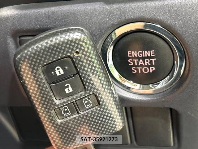 Toyota VOXY 2015-07 289225-6