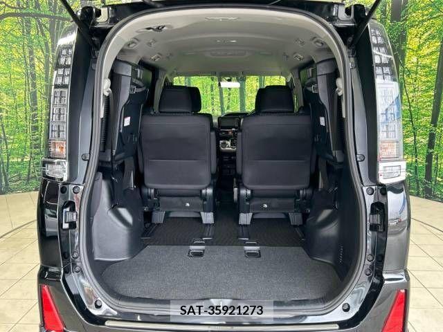 Toyota VOXY 2015-07 289225-10