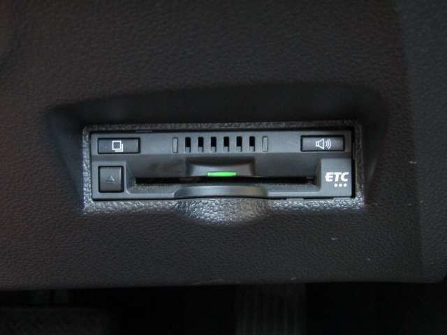 Toyota PRIUS PHV 2018-01 21275-6