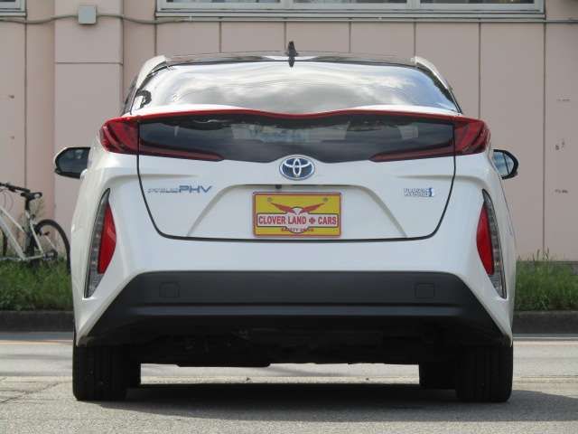 Toyota PRIUS PHV 2018-01 21275-2