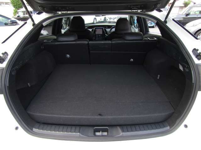 Toyota PRIUS PHV 2018-01 21275-14