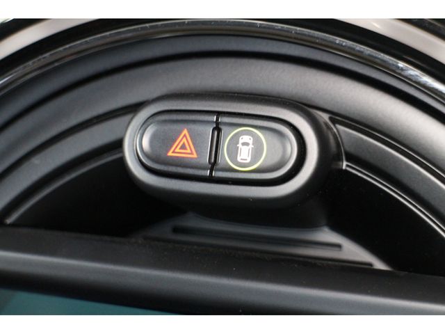 Bmw MINI 2018-08 18238-19