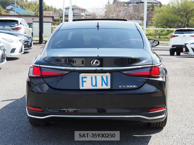 Lexus ES 2023-03 387498-6