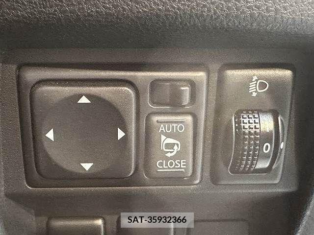 Nissan JUKE 2012-06 273991-14