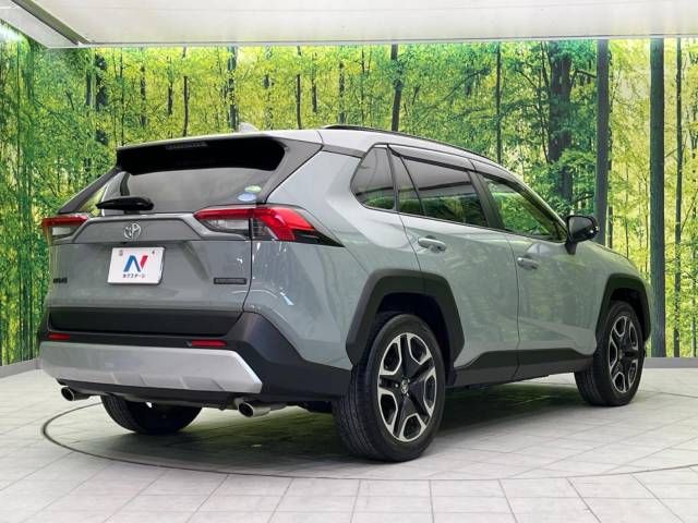 Toyota RAV4 2019-11 185377-17