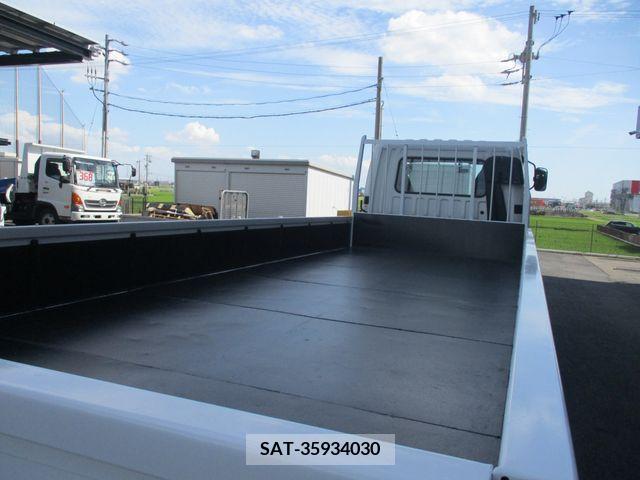 MITSUBISHI FUSO Fighter 2018-06 202763-6