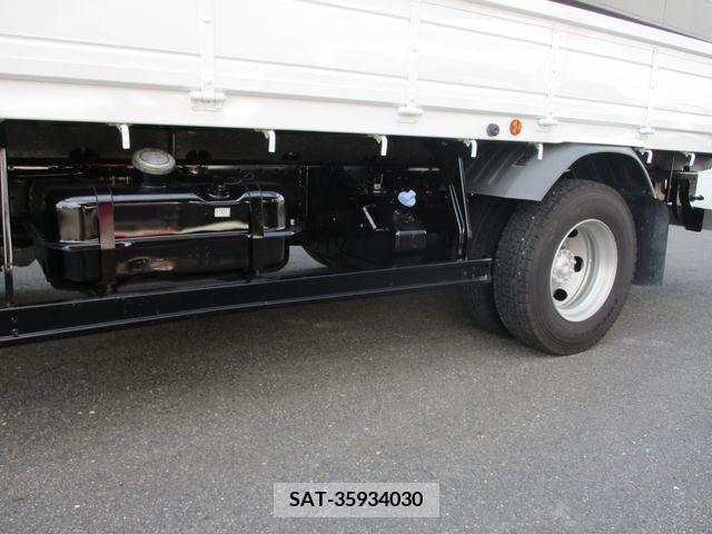 MITSUBISHI FUSO Fighter 2018-06 202763-7