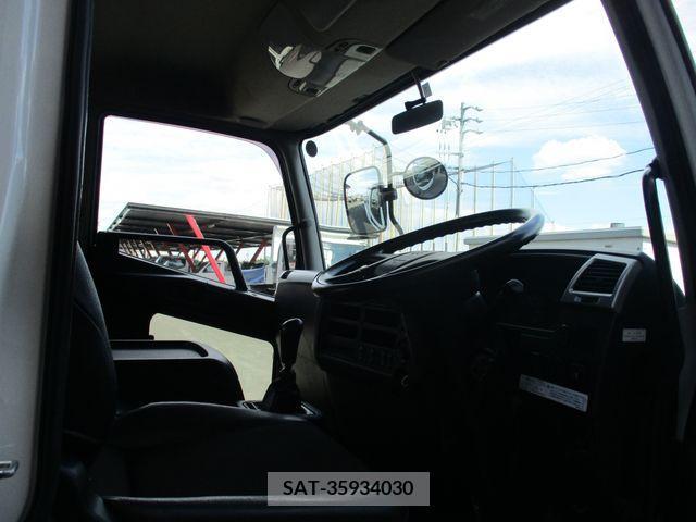 MITSUBISHI FUSO Fighter 2018-06 202763-9