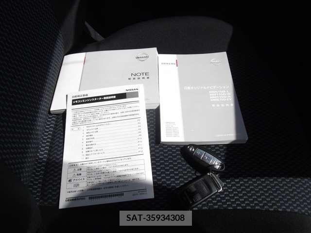Nissan NOTE 2015-11 350368-19