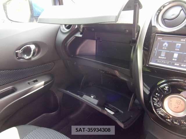 Nissan NOTE 2015-11 350368-14