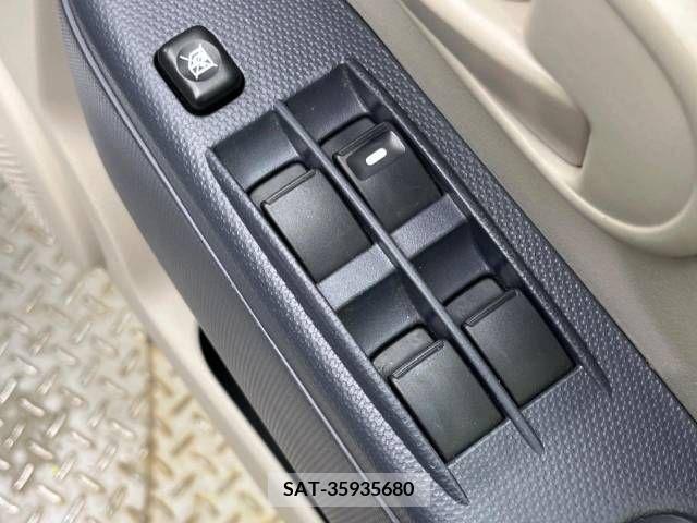 Nissan OTTI 2012-01 384909-7