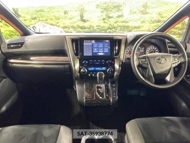 Toyota ALPHARD 2022-08 299564-1
