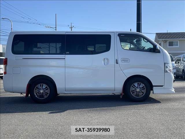 Nissan NV350 Caravan 2020-01 317355-12