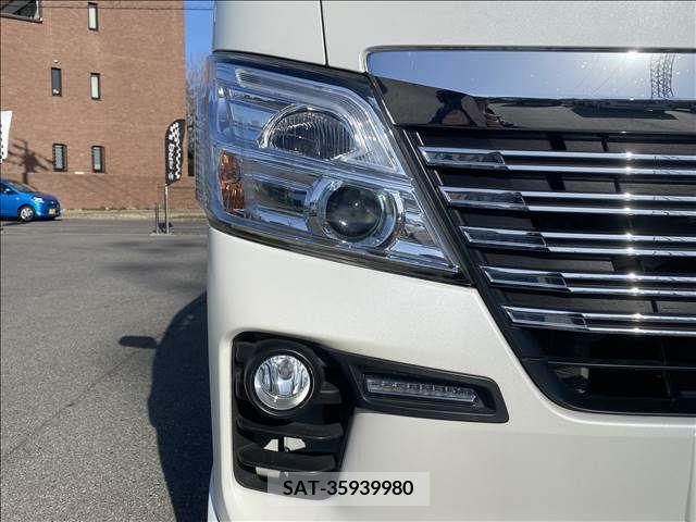 Nissan NV350 Caravan 2020-01 317355-9