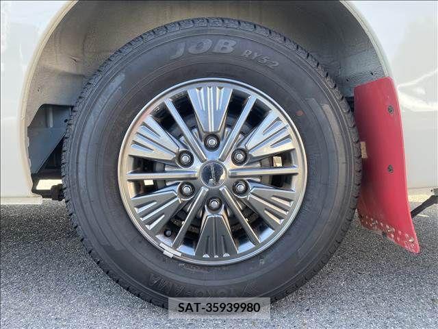 Nissan NV350 Caravan 2020-01 317355-16