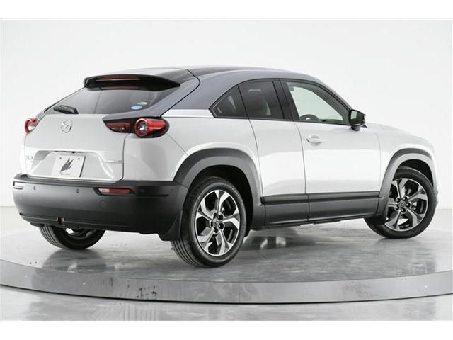 Mazda MX-30 2020-12 187401-1