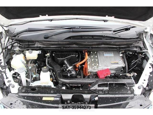 Nissan SERENA 2019-11 246729-17