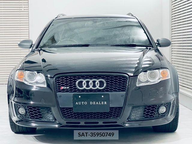 Audi RS4 2008-06 261697-3