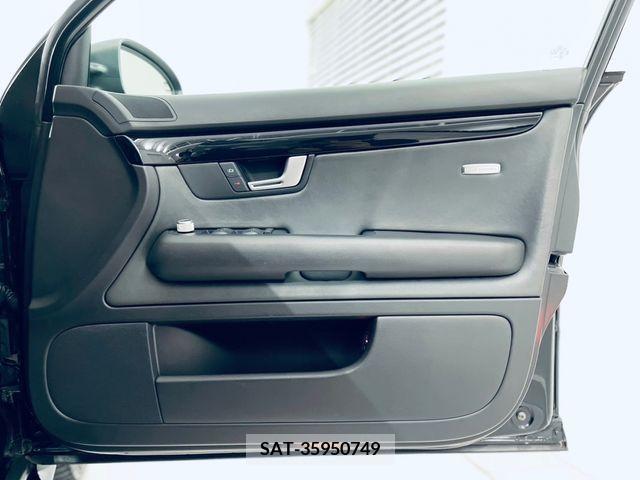 Audi RS4 2008-06 261697-19