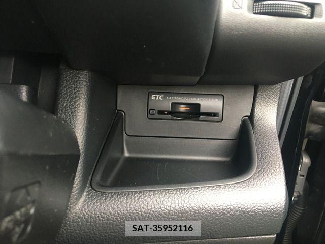 Nissan SERENA 2009-11 381625-7