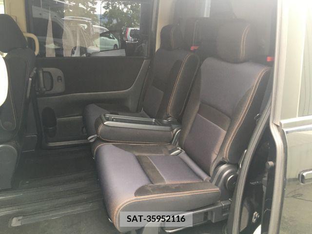 Nissan SERENA 2009-11 381625-4