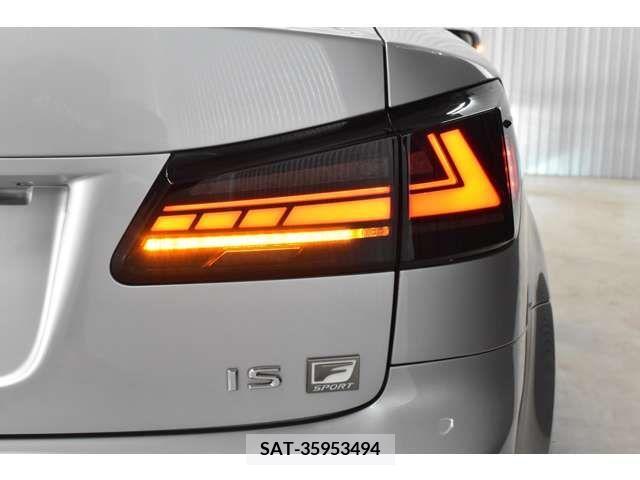 Lexus IS 2008-12 200024-3
