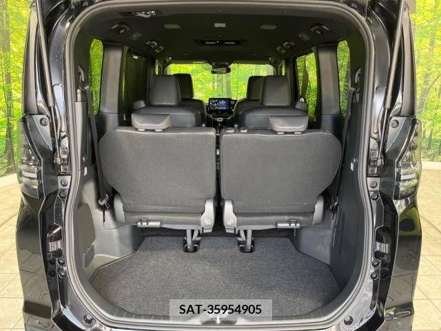 Toyota VOXY 2022-07 337795-11