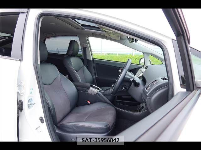 Toyota PRIUS 2014-03 386763-12