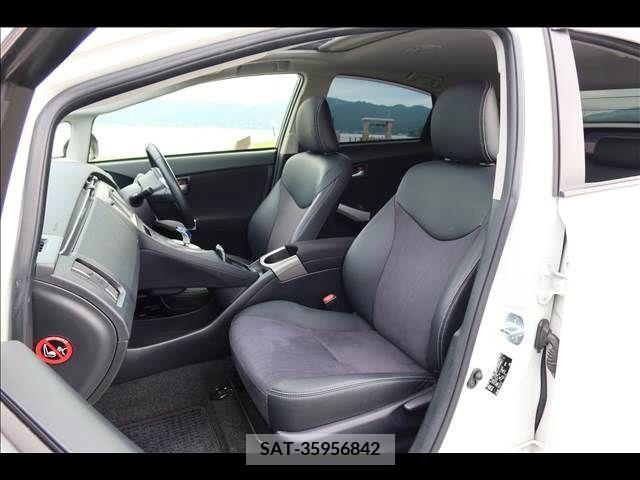 Toyota PRIUS 2014-03 386763-19