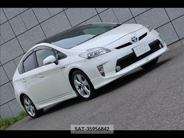 Toyota PRIUS 2014-03 386763-5
