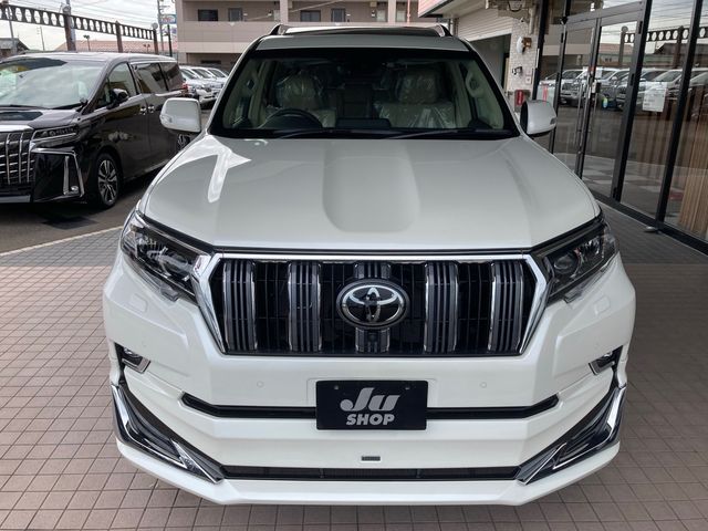 Toyota PRADO 2022-08 22710-1