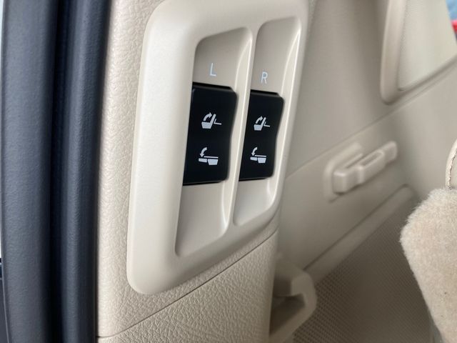 Toyota PRADO 2022-08 22710-25