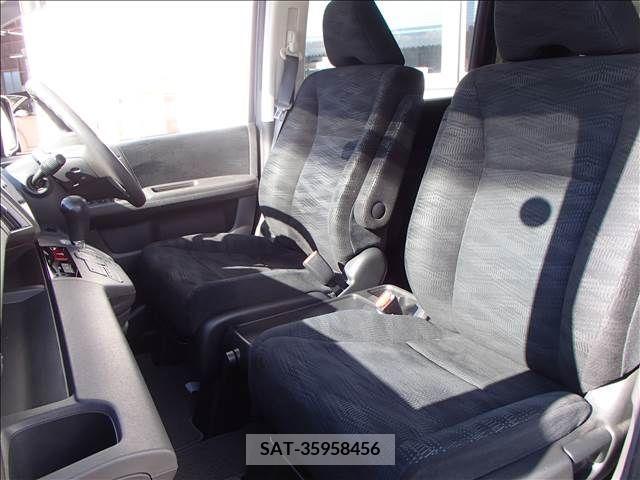 Honda e 2013-01 219474-12