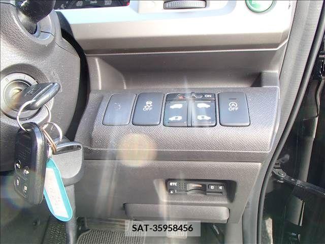 Honda e 2013-01 219474-15