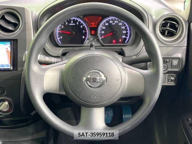 Nissan NOTE 2013-03 239661-11