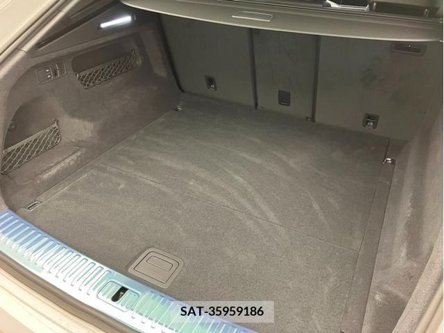 Audi Q8 2020-12 220315-17