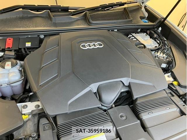 Audi Q8 2020-12 220315-18