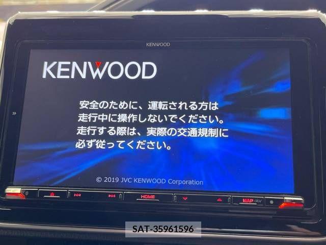 Toyota VOXY 2019-11 331687-3
