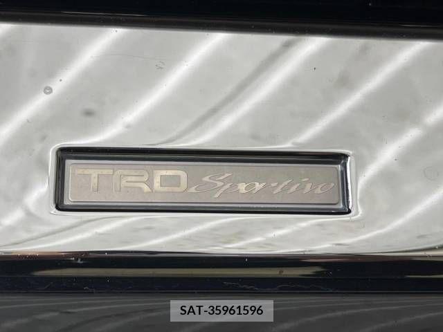 Toyota VOXY 2019-11 331687-2
