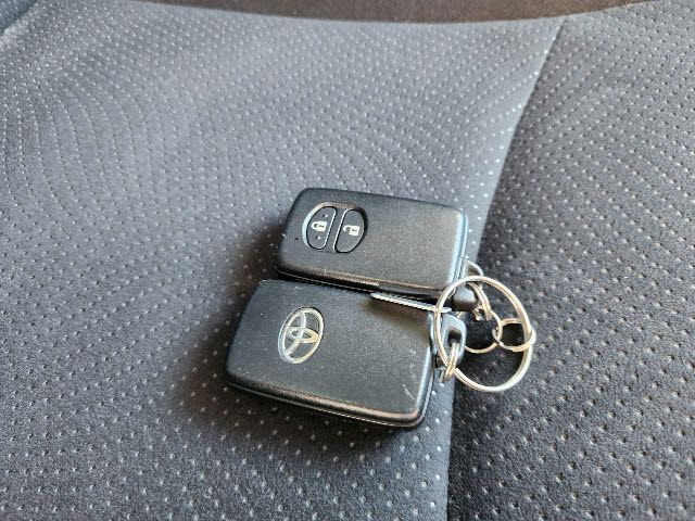 Toyota PRIUS 2013-09 24684-10