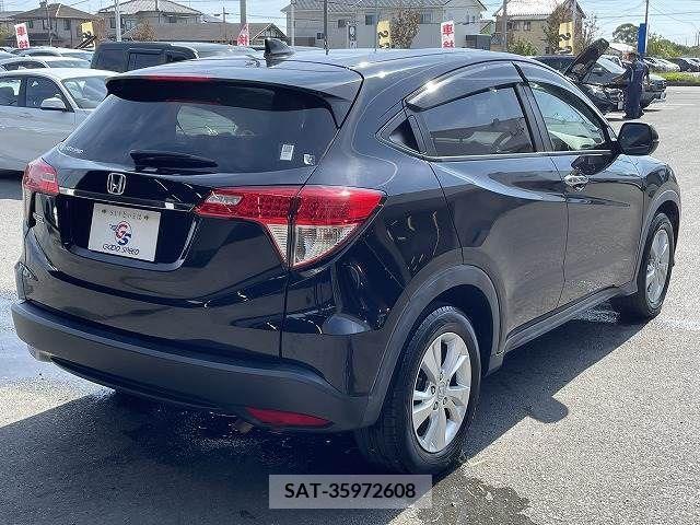 Honda VEZEL 2018-02 215919-15