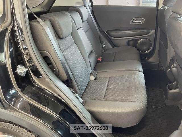 Honda VEZEL 2018-02 215919-5