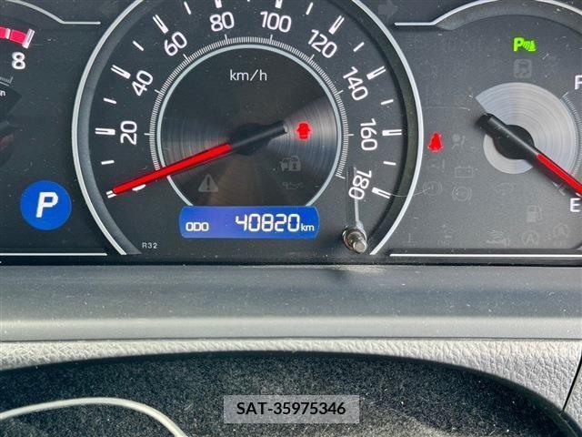 Toyota VOXY 2020-01 372132-29