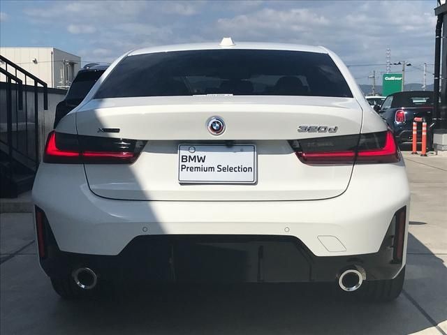 Bmw 3 SERIES 2022-10 14279-8